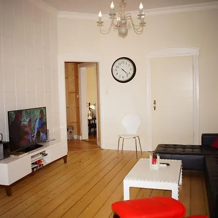 Lage! Im Herzen Von Einbeck! 3 Schlafzimmer, Garten! Διαμέρισμα Άινμπεκ