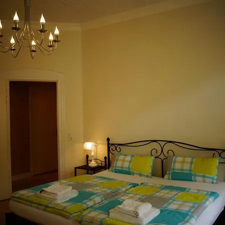 Lage! Im Herzen Von Einbeck! 3 Schlafzimmer, Garten! *