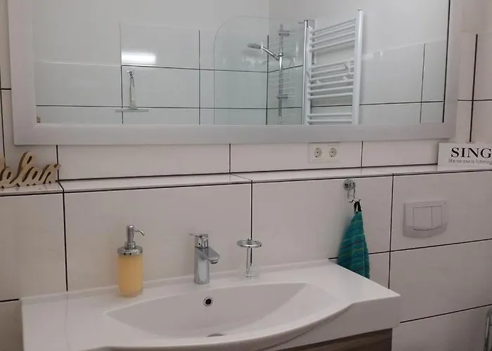 Exklusives 4* Im Herzen Von Einbeck! 3 Schlafzimmer, Garten! Apartment