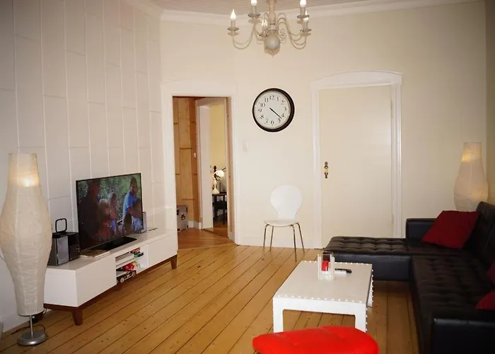 Lage! Im Herzen Von Einbeck! 3 Schlafzimmer, Garten! Apartament Einbeck