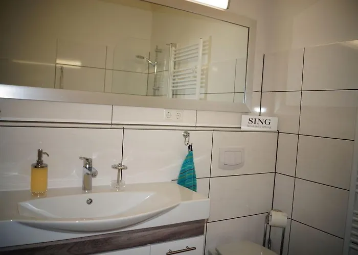 Exklusives 4* Im Herzen Von Einbeck! 3 Schlafzimmer, Garten! *